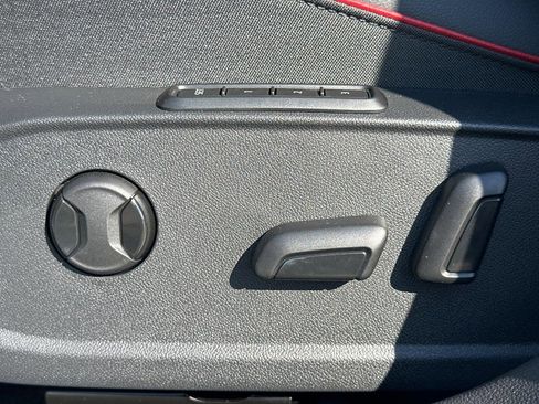 New 2026 Volkswagen GTI SE image 17