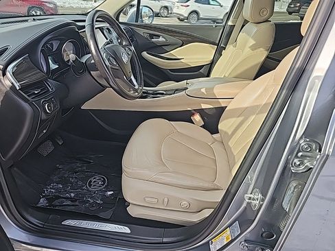 Used 2020 Buick Envision Essence image 2