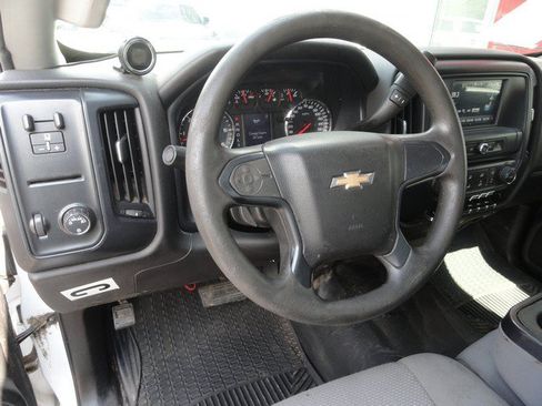 Used 2017 Chevrolet Silverado 3500 W/T RWD image 9