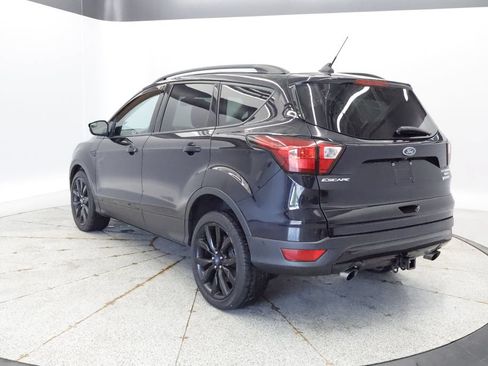 Used 2019 Ford Escape Titanium AWD/4WD image 3