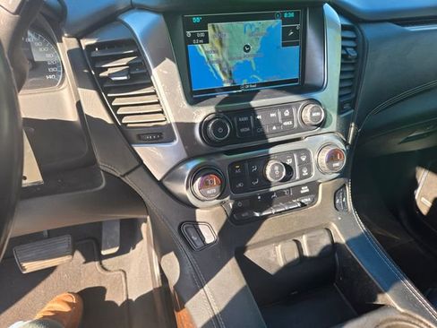 Used 2019 Chevrolet Tahoe LT AWD/4WD image 2