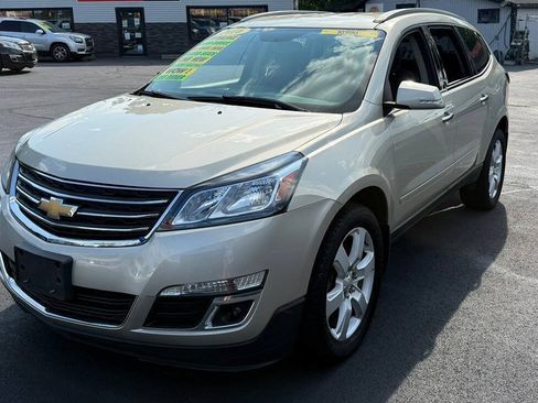 Used 2016 Chevrolet Traverse LT w/ Style and Technology Package AWD/4WD image 1