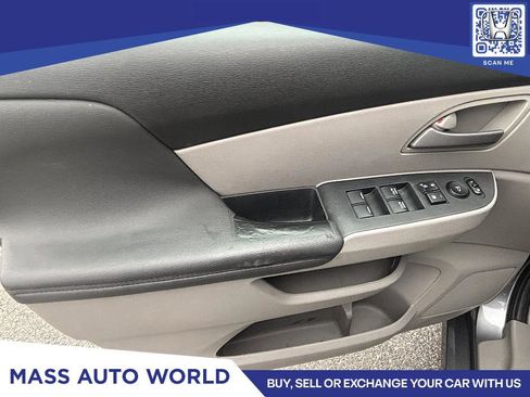 Used 2011 Honda Odyssey Touring Elite image 12