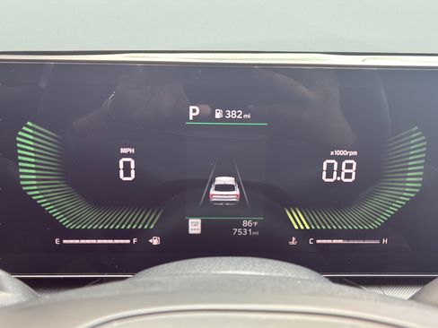 Used 2025 Kia K4 FWD image 32