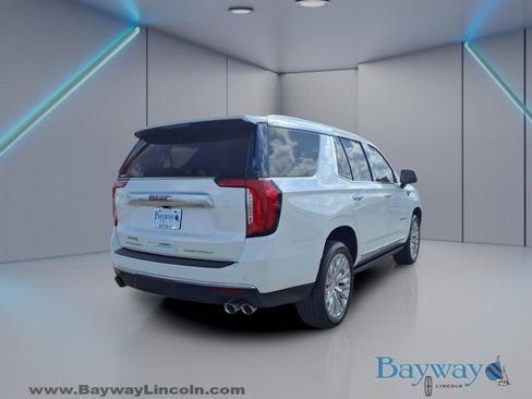 Used 2023 GMC Yukon Denali RWD image 4
