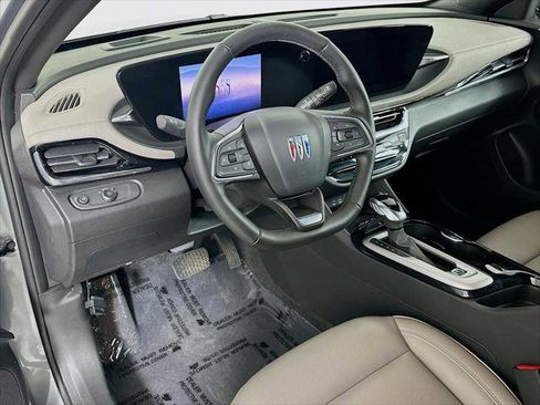 Used 2024 Buick Envista Avenir FWD image 9