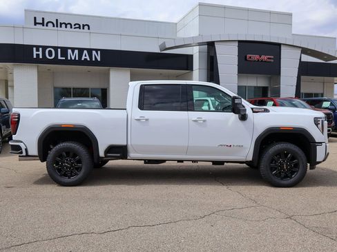 New 2026 GMC Sierra 2500 AT4 image 2