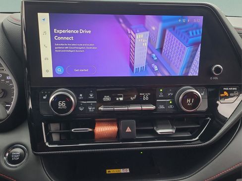 Certified 2023 Toyota Highlander XSE image 18