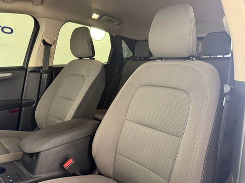 Used 2020 Ford Escape S image 21