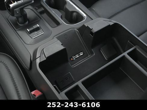 Used 2026 GMC Sierra 1500 Denali w/ Denali Reserve Package AWD/4WD image 16
