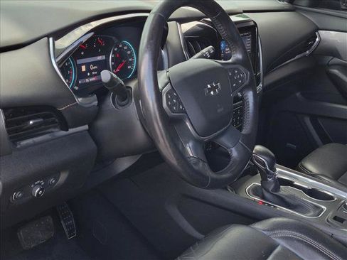 Used 2021 Chevrolet Traverse RS FWD image 9