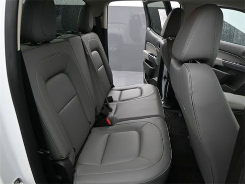 Used 2022 Chevrolet Colorado W/T image 13