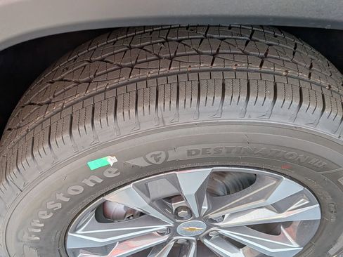 New 2026 Chevrolet Equinox LT image 12