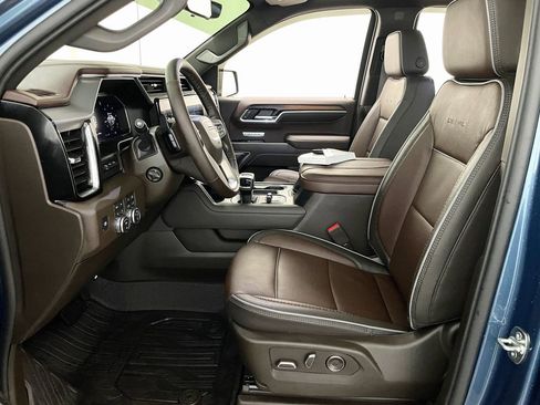 Certified 2026 GMC Sierra 1500 Denali w/ Denali Reserve Package image 10