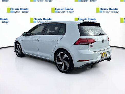 Used 2020 Volkswagen Golf S image 5
