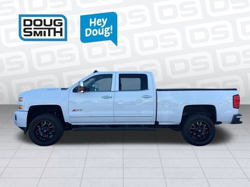 Used 2019 Chevrolet Silverado 3500 LTZ w/ Duramax Plus Package AWD/4WD image 3