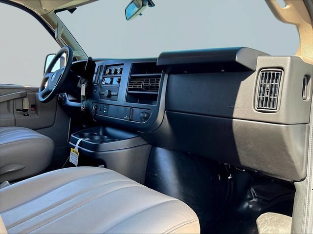 New 2026 Chevrolet Express 2500 RWD image 9
