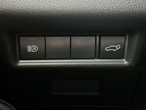 Used 2025 Toyota Grand Highlander FWD image 19