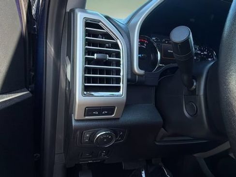 Used 2017 Ford F250 Lariat w/ Lariat Ultimate Package AWD/4WD image 23