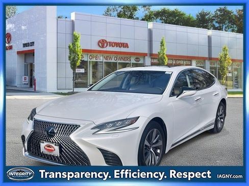 Used 2018 Lexus LS 500 AWD image 4