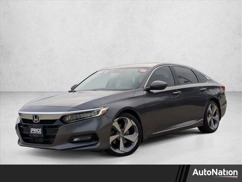 Used 2018 Honda Accord Touring image 1