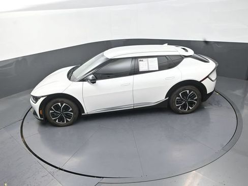 Used 2023 Kia EV6 Wind w/ Wind Technology Package AWD/4WD image 15