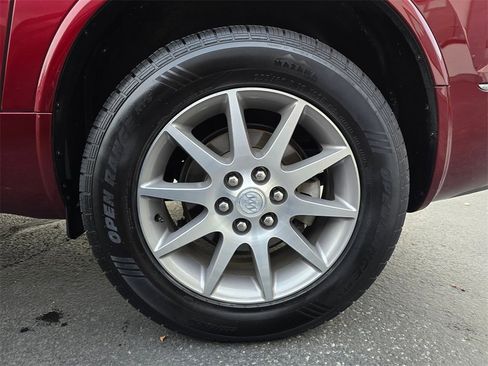 Used 2017 Buick Enclave Leather w/ Trailering Package image 6