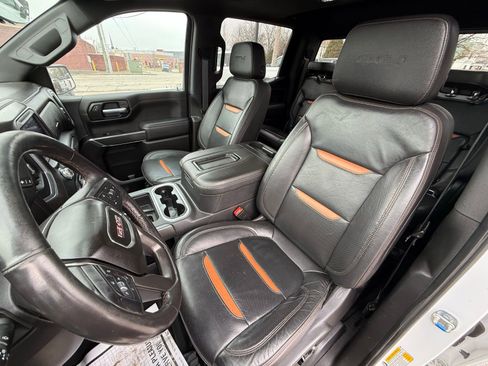 Used 2021 GMC Sierra 1500 AT4 w/ AT4 Value Package AWD/4WD image 14