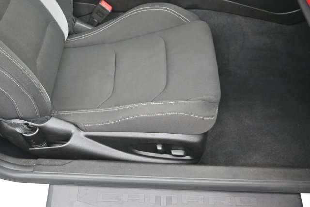 Used 2023 Chevrolet Camaro LT RWD image 31