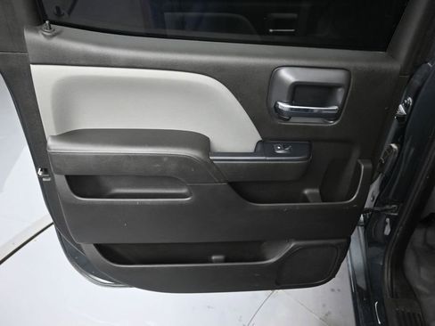 Used 2017 Chevrolet Silverado 2500 W/T AWD/4WD image 23