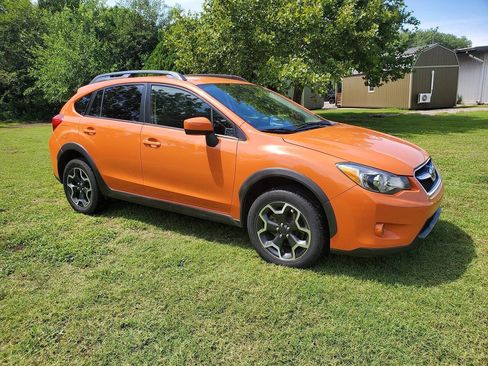 Used 2015 Subaru Crosstrek 2.0i Premium AWD/4WD image 3