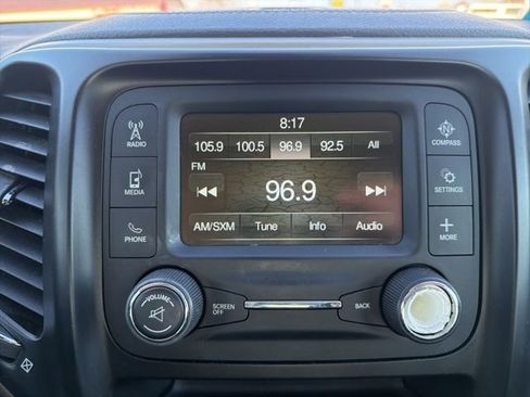 Used 2017 Jeep Cherokee Sport FWD image 18