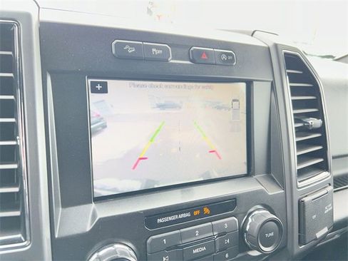 Used 2018 Ford F150 XLT w/ Equipment Group 302A Luxury image 15