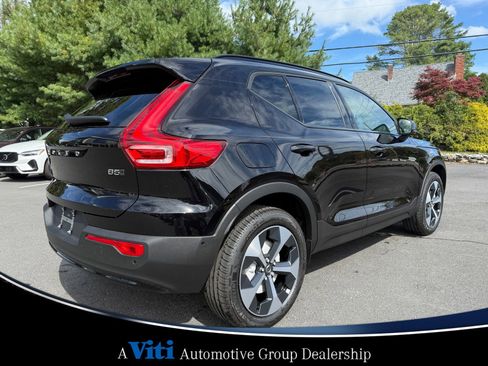 Used 2026 Volvo XC40 B5 Plus w/ Protection Package Premier AWD/4WD image 8