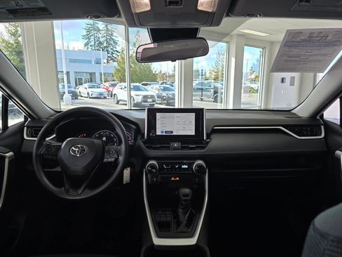 Used 2025 Toyota RAV4 LE image 24