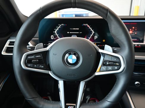 Used 2026 BMW 330i xDrive Sedan w/ M Sport Package AWD/4WD image 17