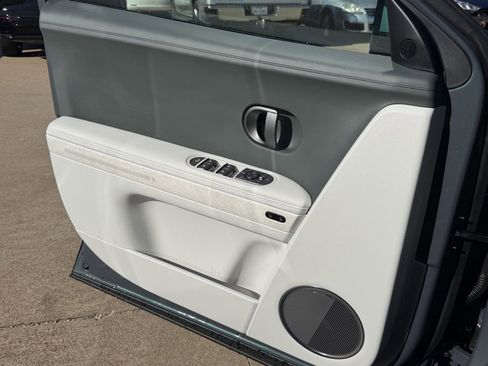 New 2026 Hyundai Ioniq 5 Limited image 25