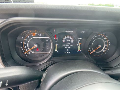 Used 2024 Jeep Wrangler Unlimited Sport AWD/4WD image 15