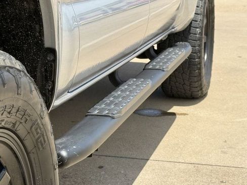 Used 2023 Toyota Tacoma SR AWD/4WD image 10