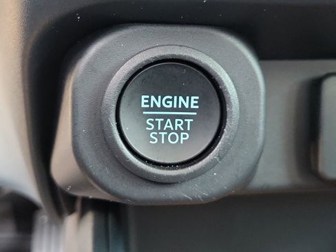 Used 2024 Ford Maverick Lariat w/ 4K Tow Package image 30