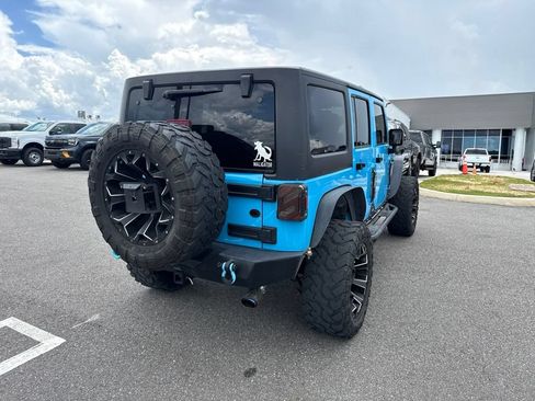 Used 2018 Jeep Wrangler Unlimited Sport S AWD/4WD image 2