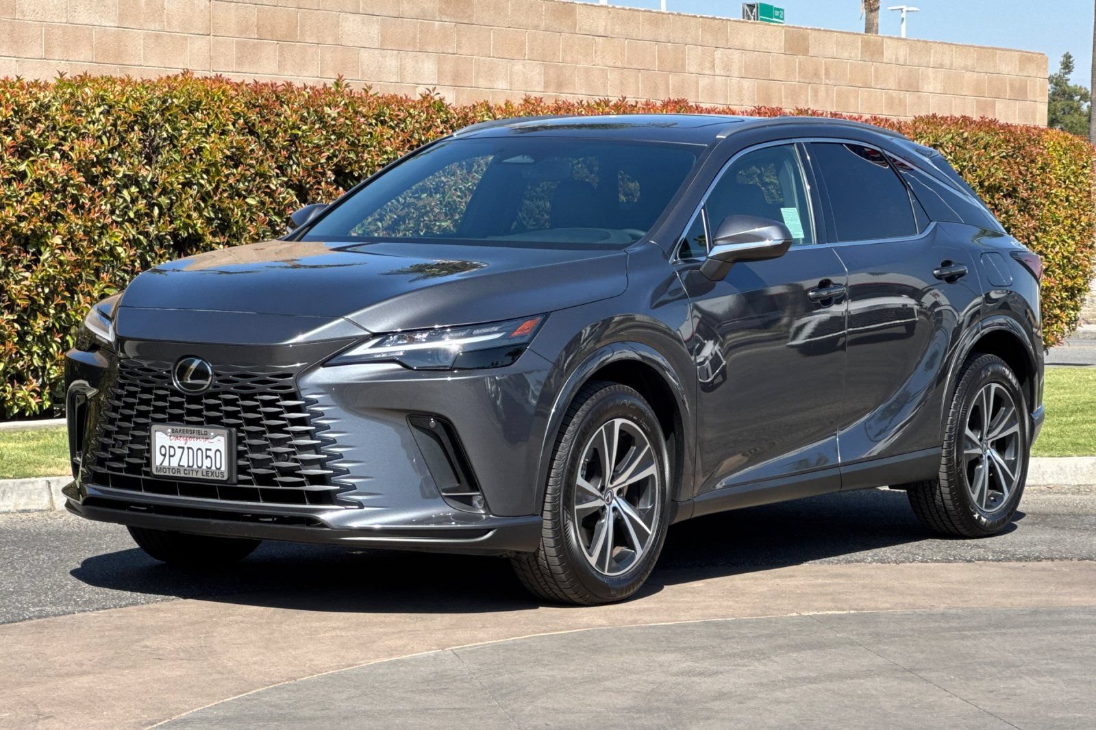Used 2024 Lexus RX 350 FWD w/ Technology Package image 8