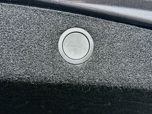Used 2024 Tesla Model 3 RWD image 29