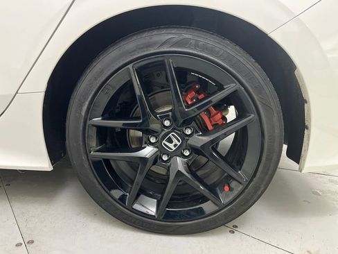 Used 2025 Honda Civic Sport image 16