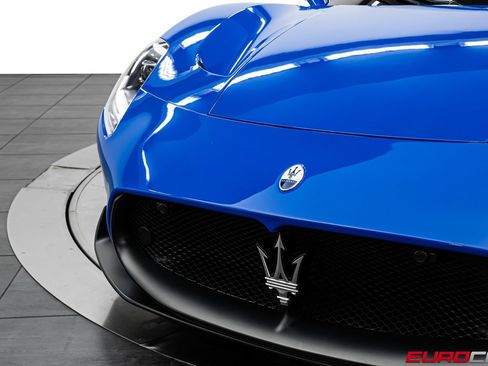 Used 2023 Maserati MC20 Coupe RWD image 12