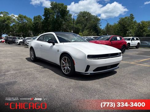 Used 2024 Dodge Charger Daytona Scat Pack w/ Plus Group AWD/4WD image 1