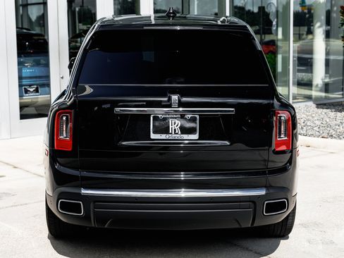 Certified 2023 Rolls-Royce Cullinan image 21