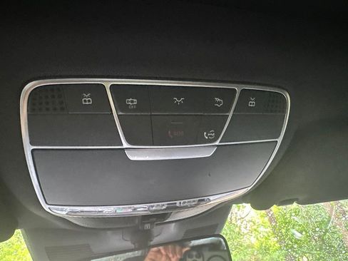 Used 2020 Mercedes-Benz S 560 Sedan w/ AMG Line Exterior image 21