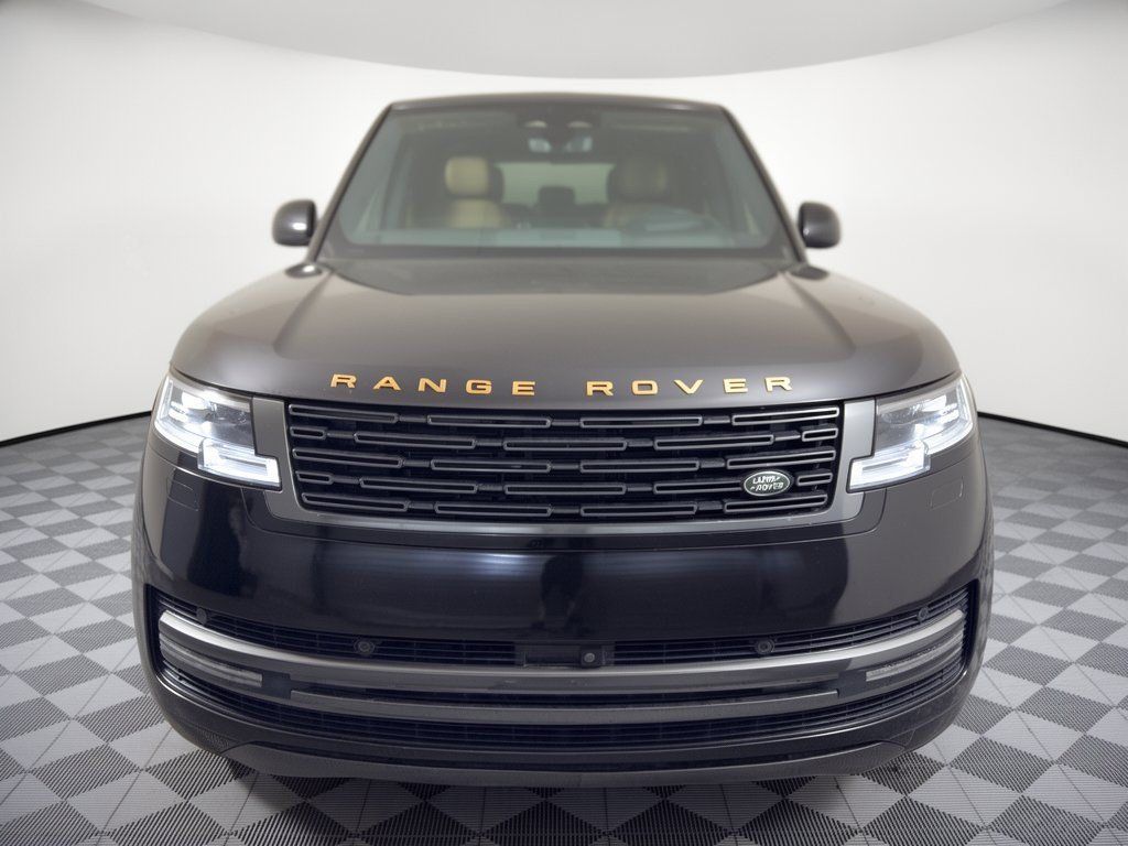 Used 2024 Land Rover Range Rover SE AWD/4WD image 6