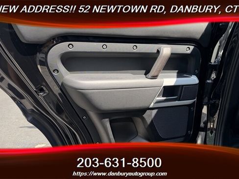 Used 2020 Land Rover Defender 110 HSE AWD/4WD image 34